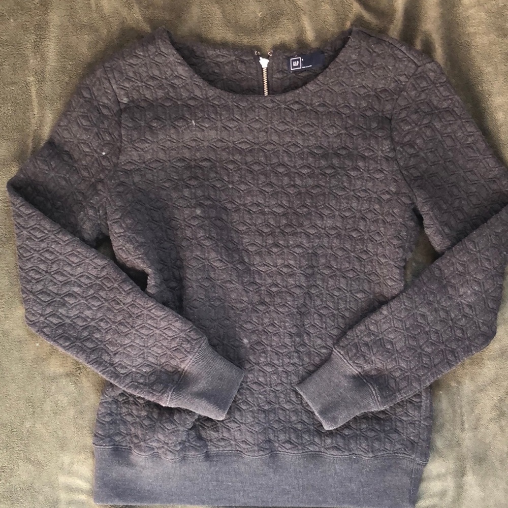 GAP quilted sweater top